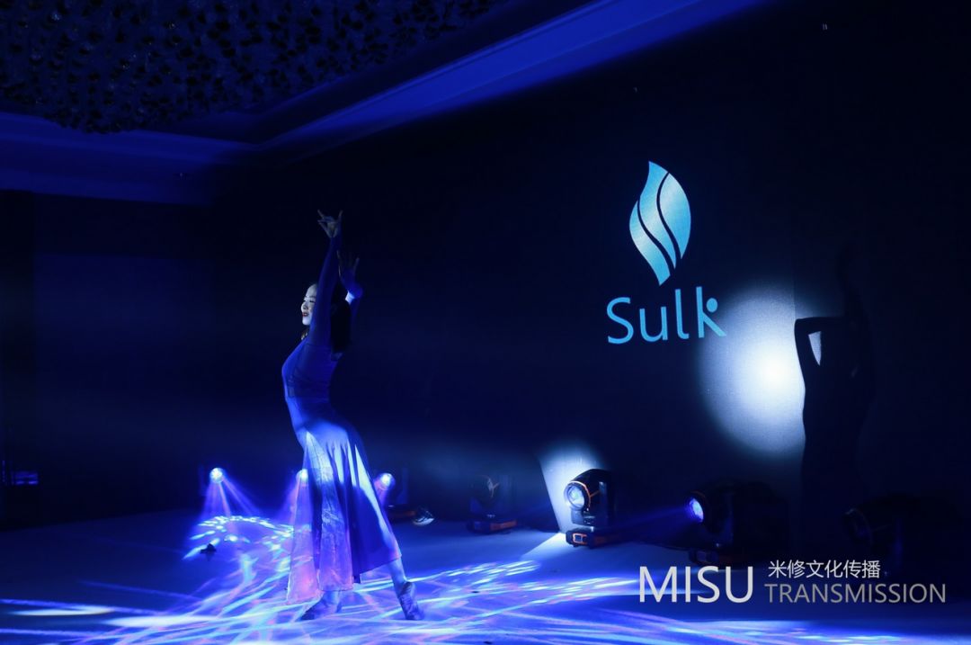 匠心綻放一一靜尚顏&素力康戰(zhàn)略合作簽約儀式暨嬌之蜜語(yǔ)新品發(fā)布會(huì)活動(dòng)策劃案例